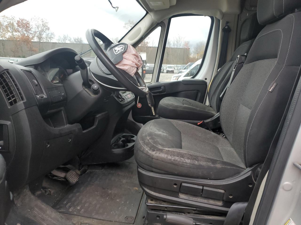 2019 Ram Promaster 2500 Delivery Van - Фото 7