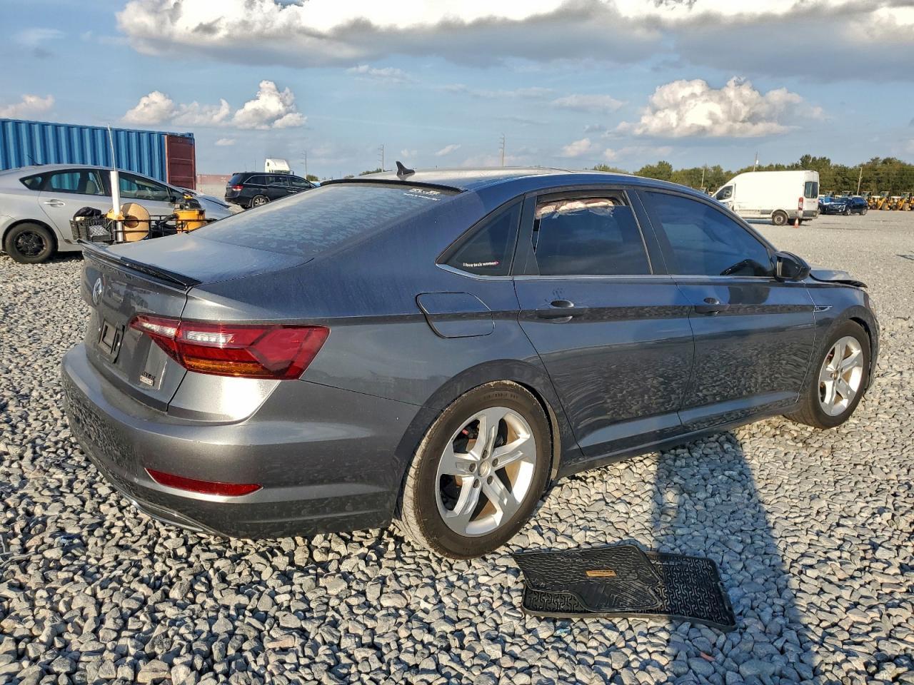 2019 Volkswagen Jetta S - Image 3