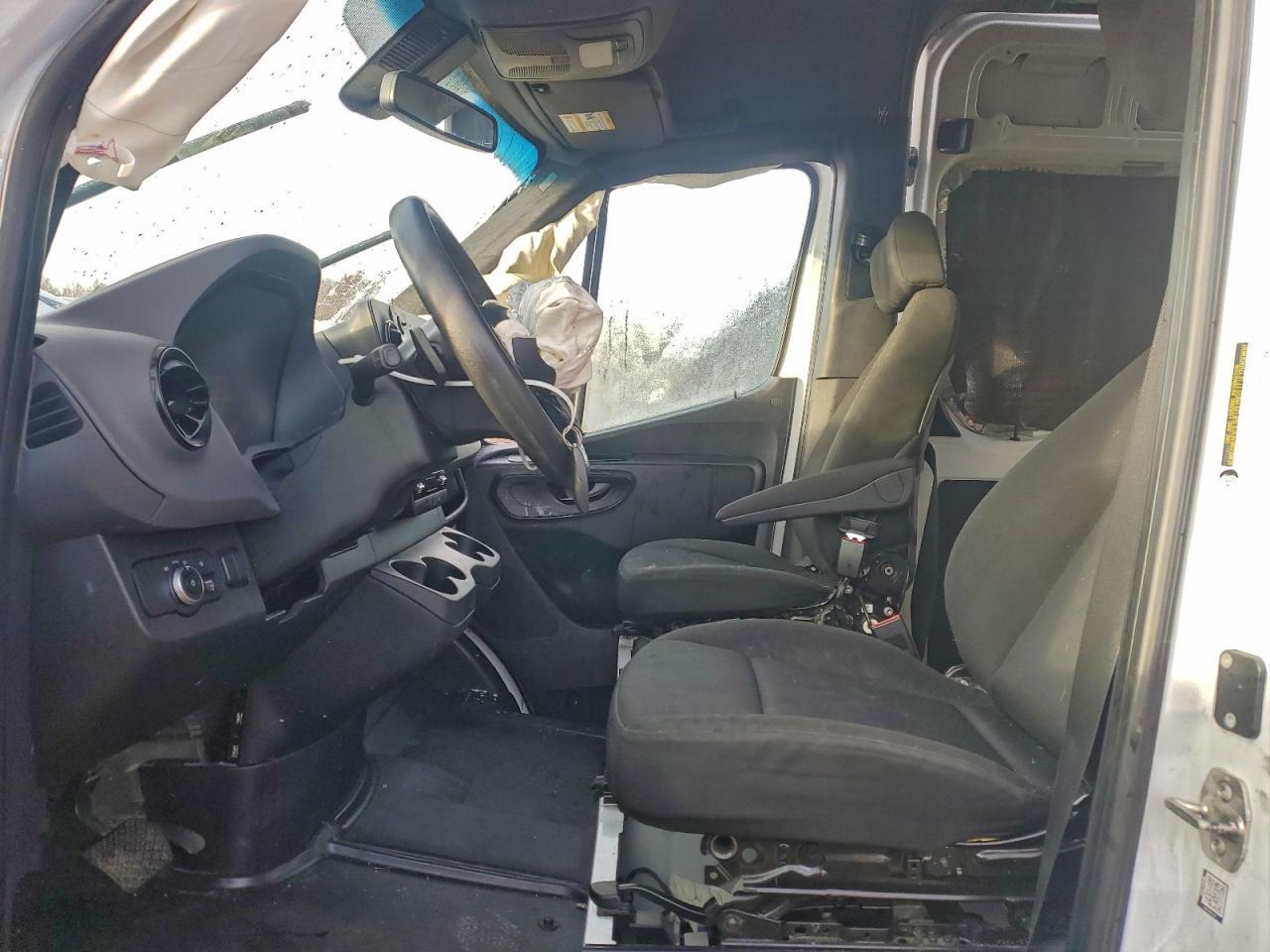 2021 Mercedes Benz Sprinter 2 Delivery Van - Фото 7