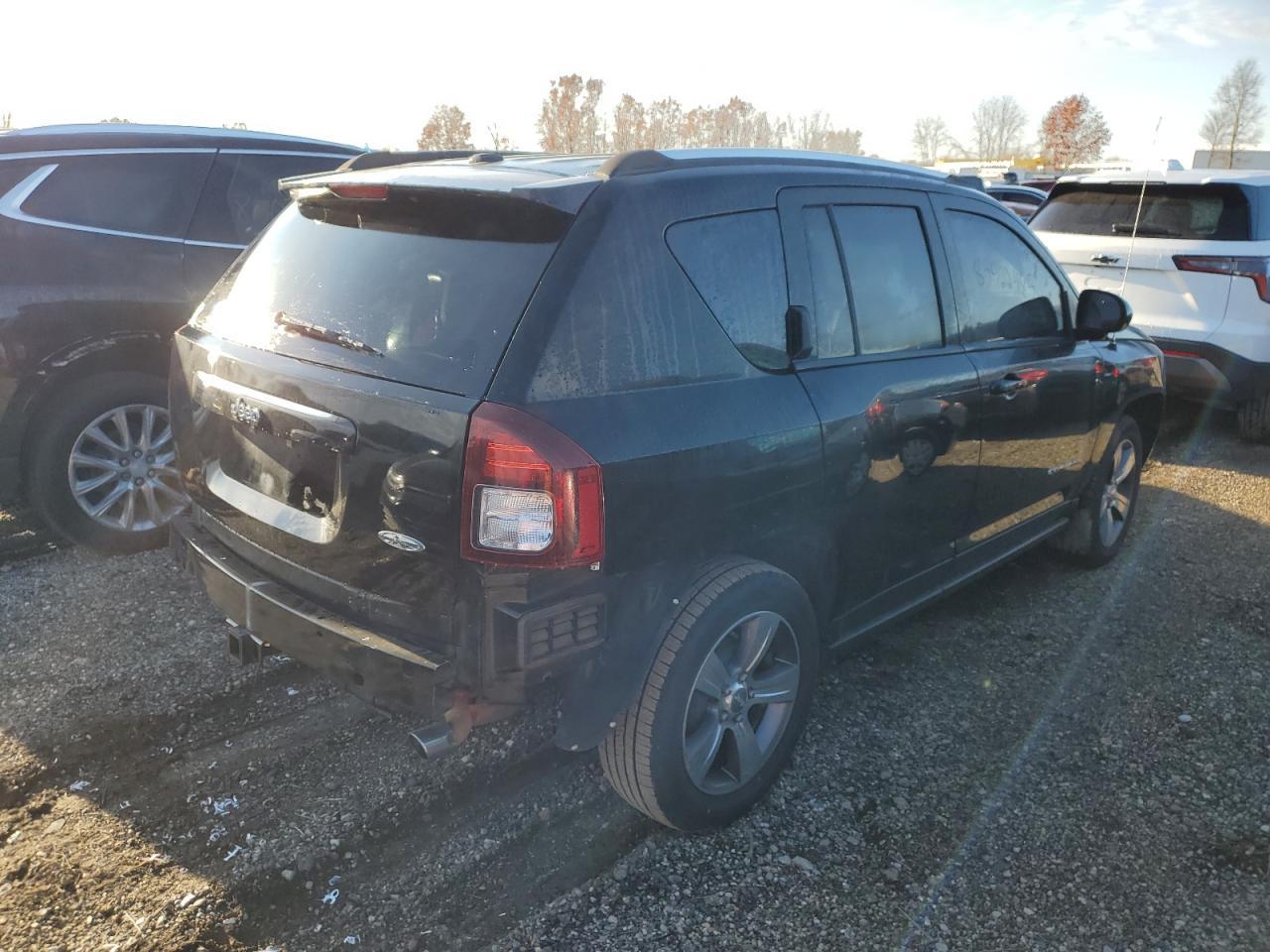2016 Jeep Compass Latitude - Фото 3