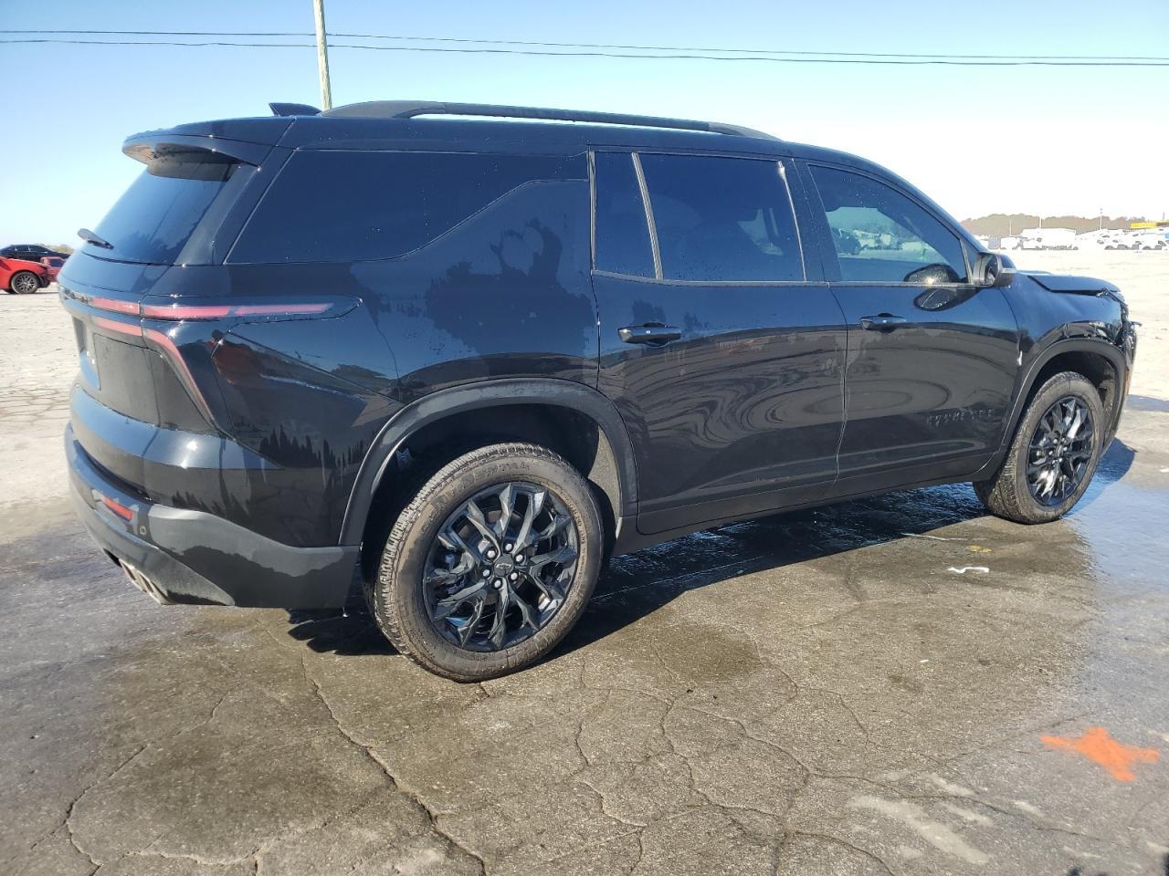 2025 Chevrolet Traverse Lt - Фото 3
