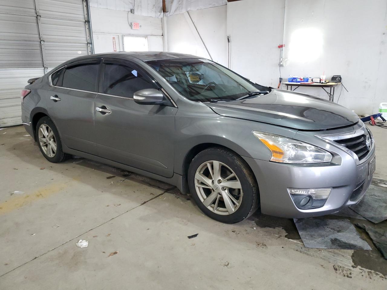 2015 Nissan Altima 2.5 - Фото 4