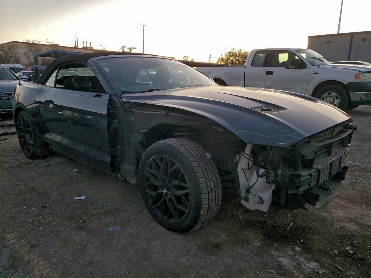 2021 Ford Mustang - Фото 4