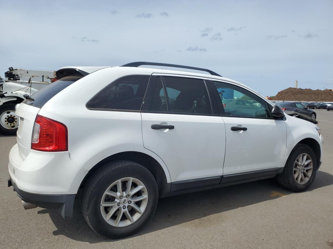 2014 Ford Edge Se - Image 3