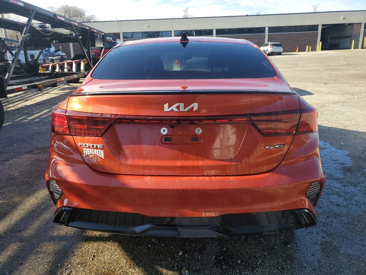 2022 Kia Forte Gt Line - Image 6