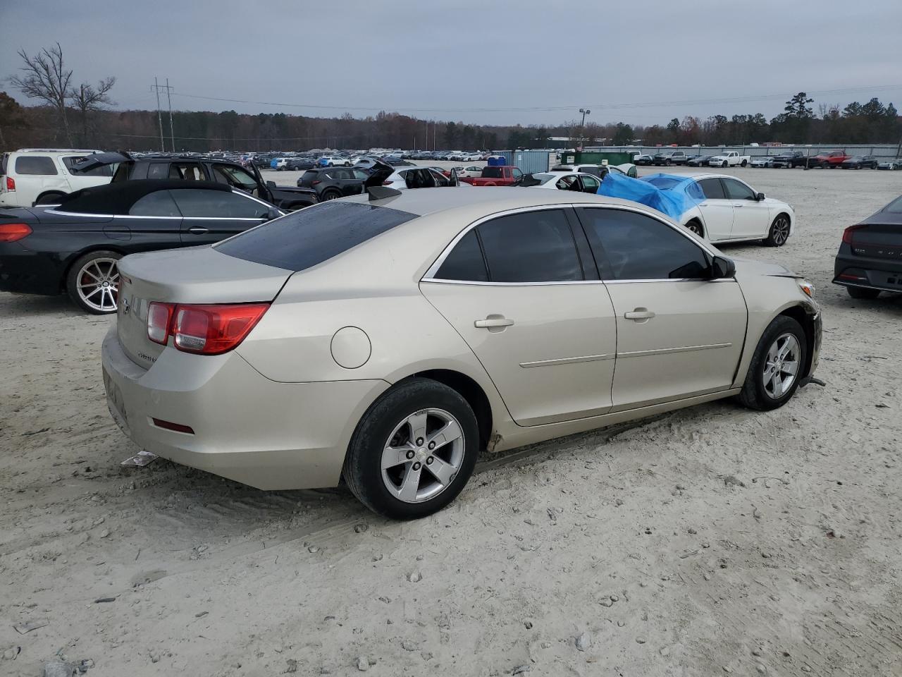 2015 Chevrolet Malibu Ls - Image 3