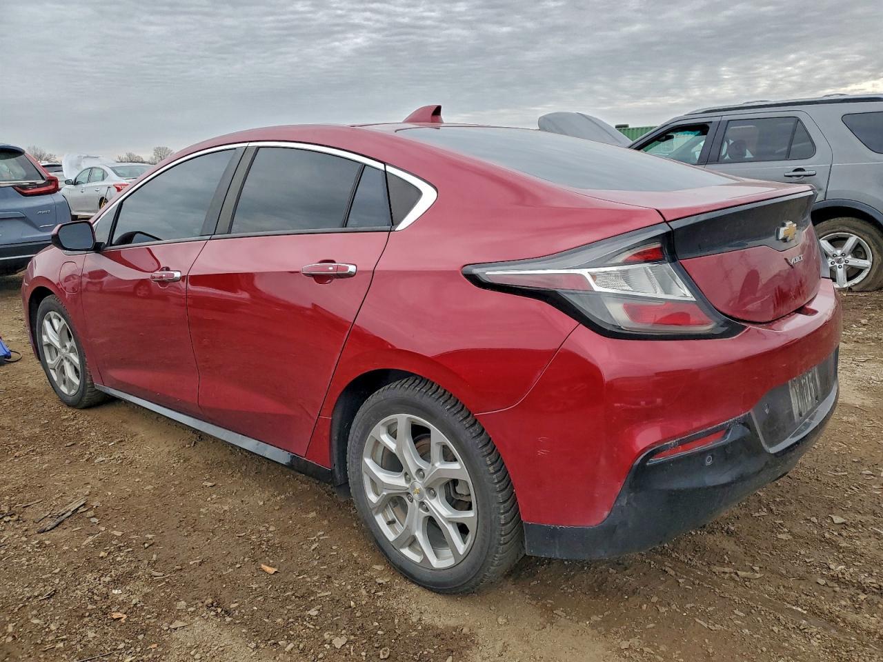 2018 Chevrolet Volt Premier - Image 2