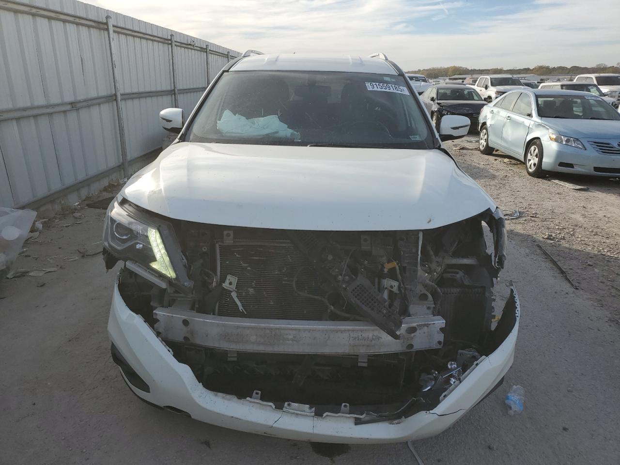 2019 Nissan Pathfinder S - Фото 5