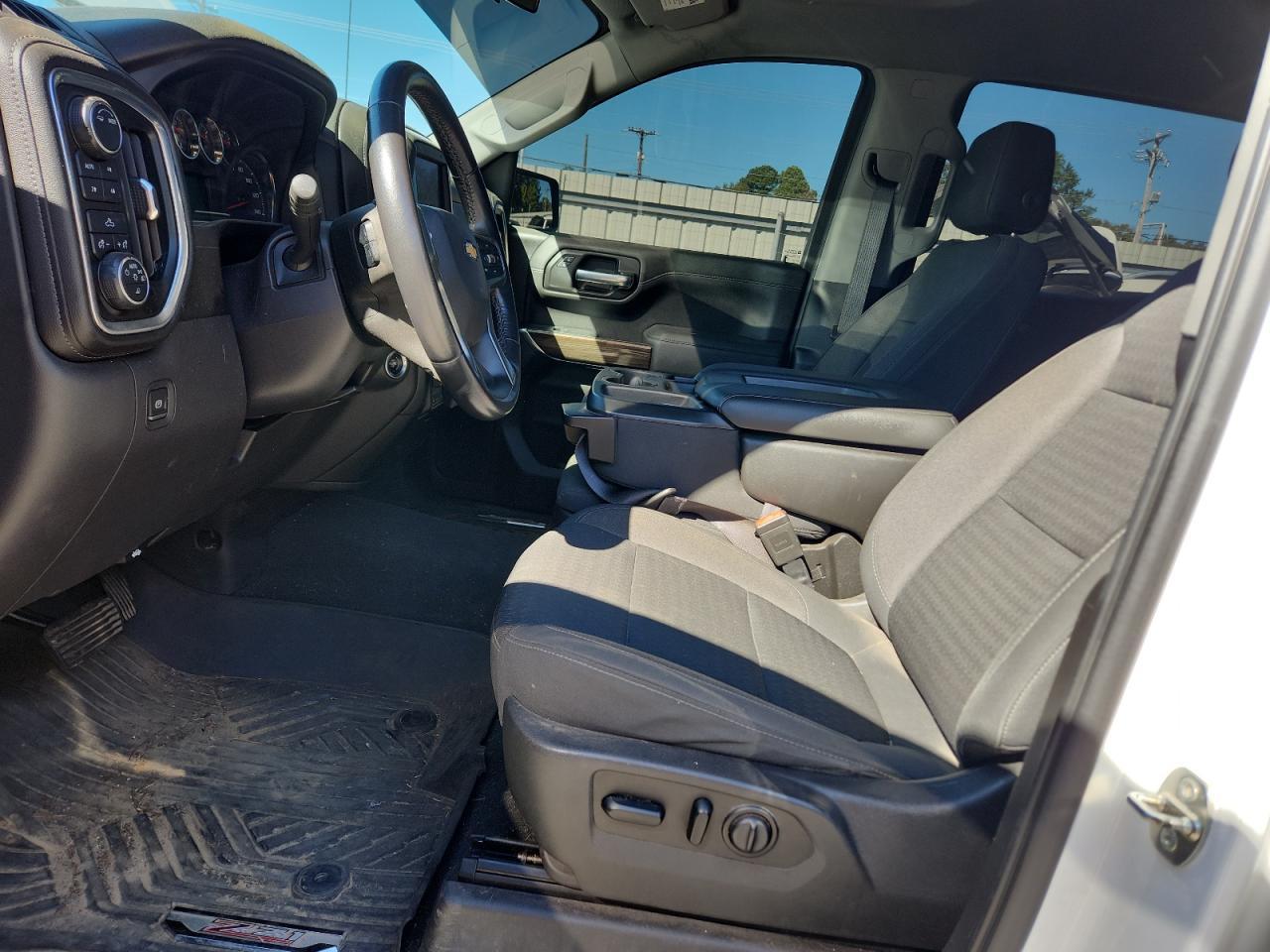 2020 Chevrolet Silverado K1500 Lt - Фото 7