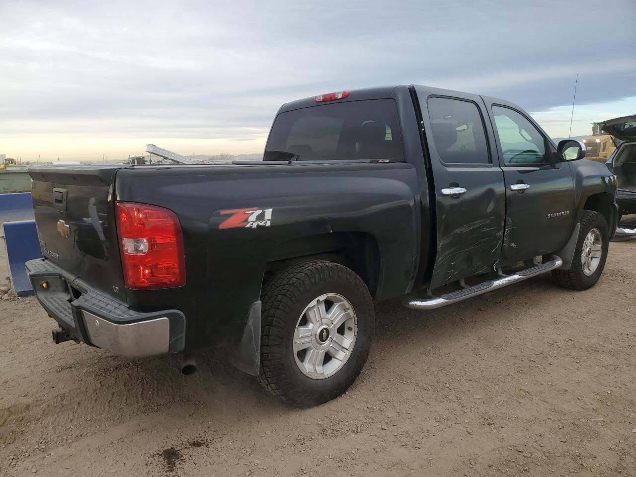 2011 Chevrolet Silverado K1500 Lt - Фото 3