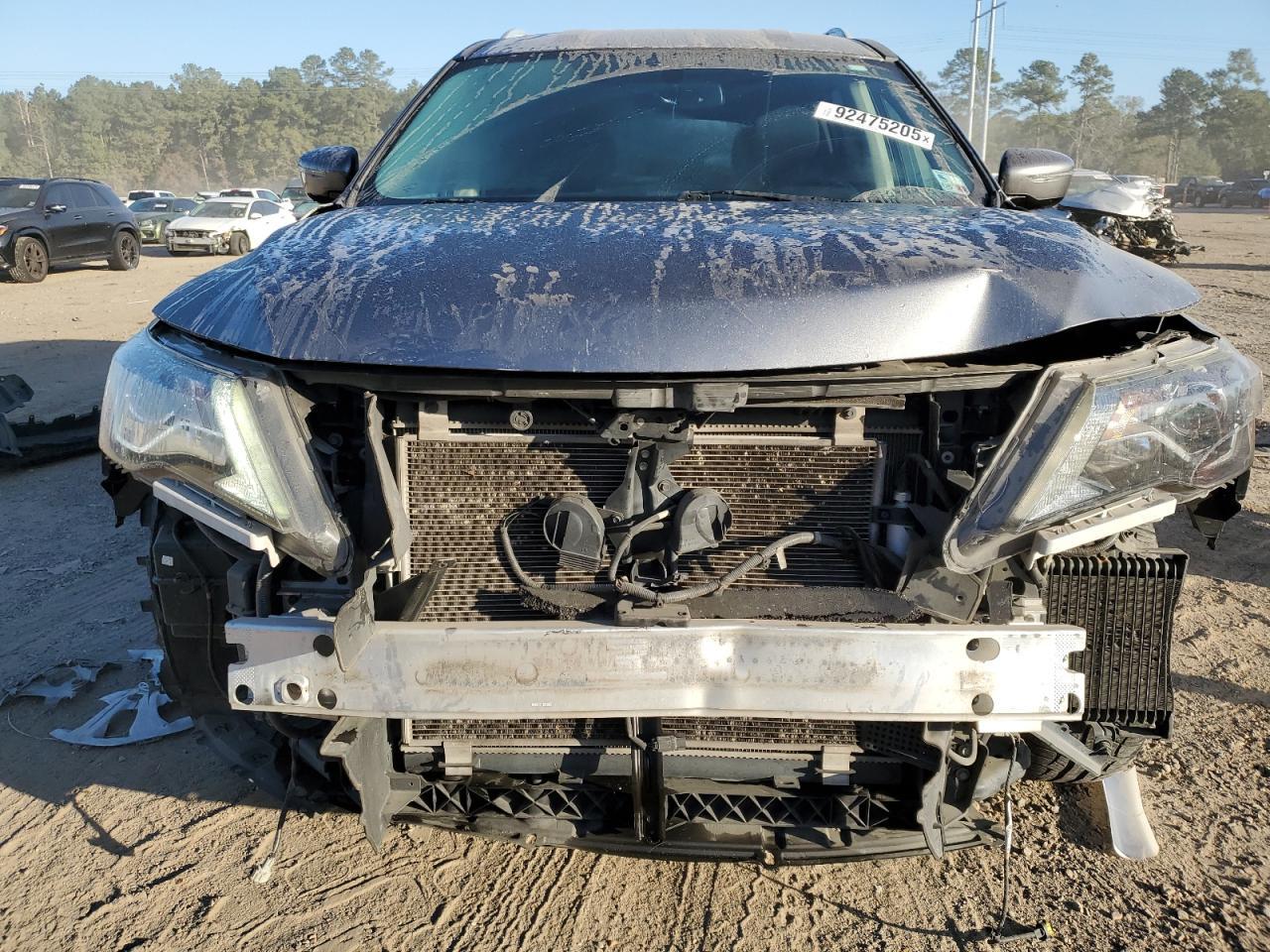 2017 Nissan Pathfinder S - Фото 5