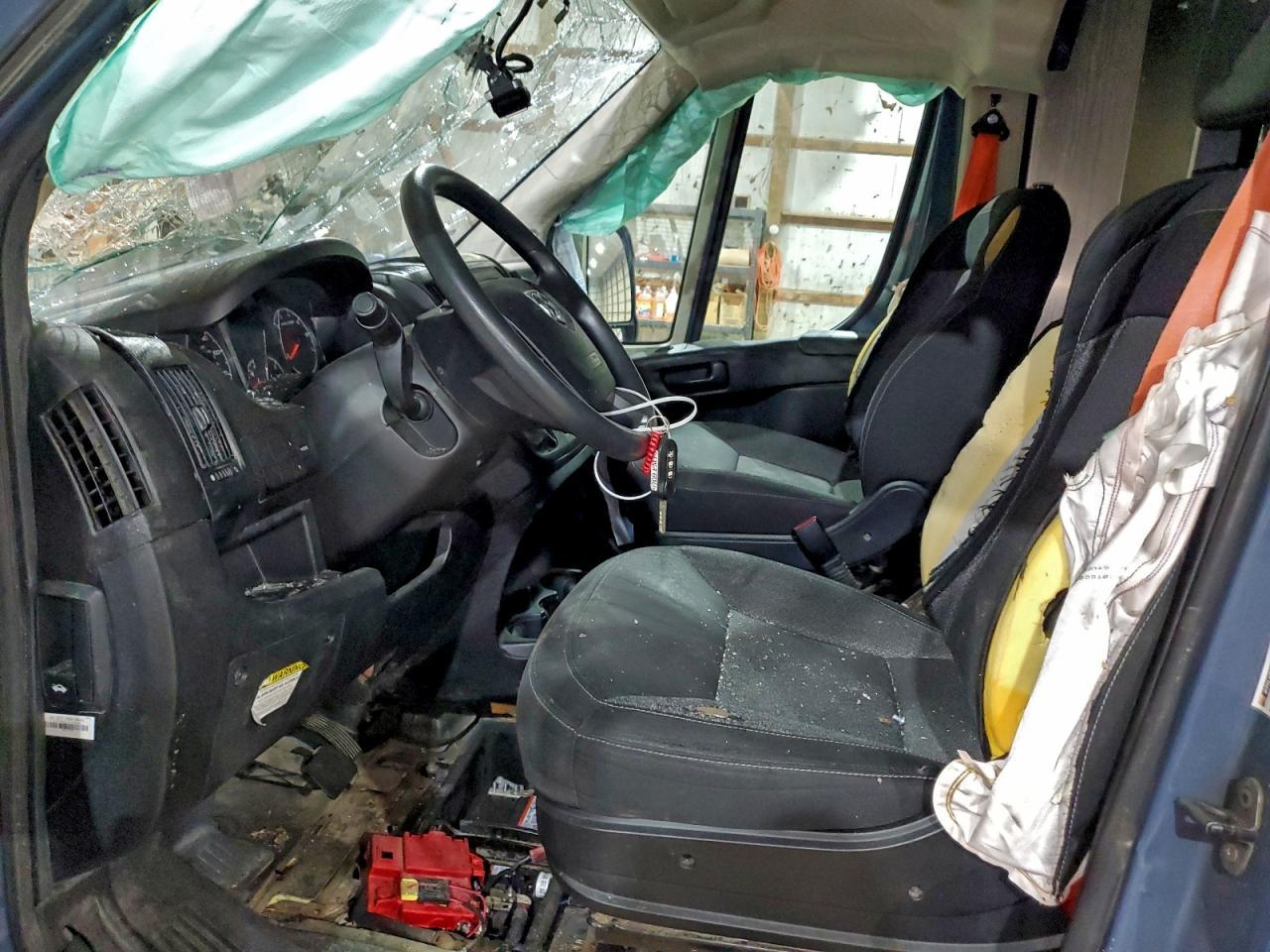 2021 Ram Promaster Delivery Van - Фото 7