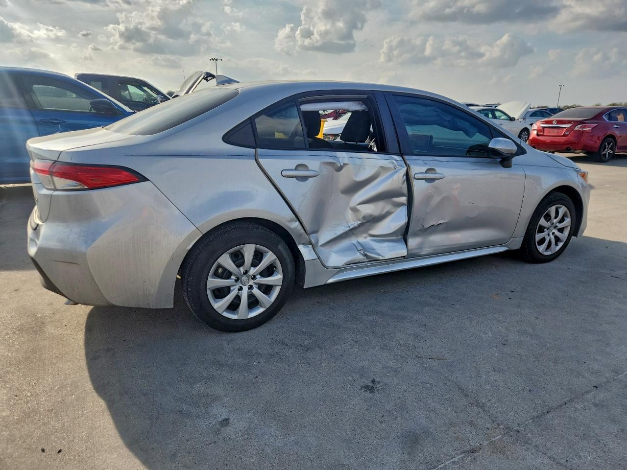 2024 Toyota Corolla Le - Фото 3