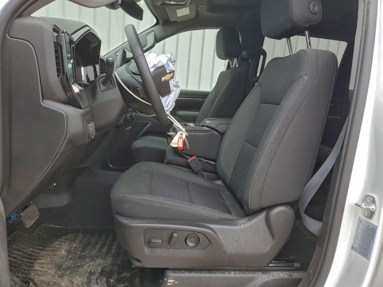 2025 Chevrolet Silverado K3500 Lt - Image 7