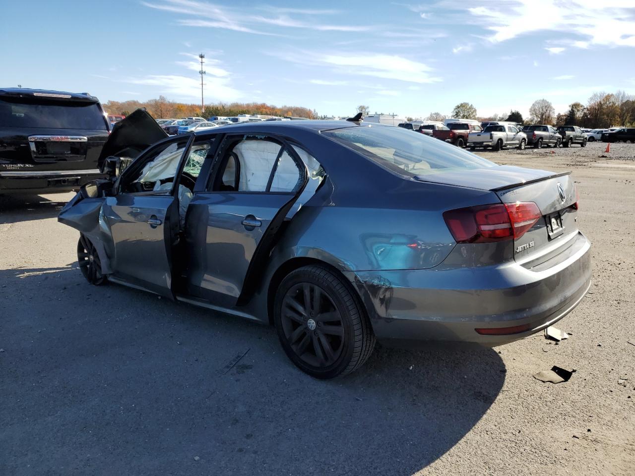 2018 Volkswagen Jetta Sport - Image 2
