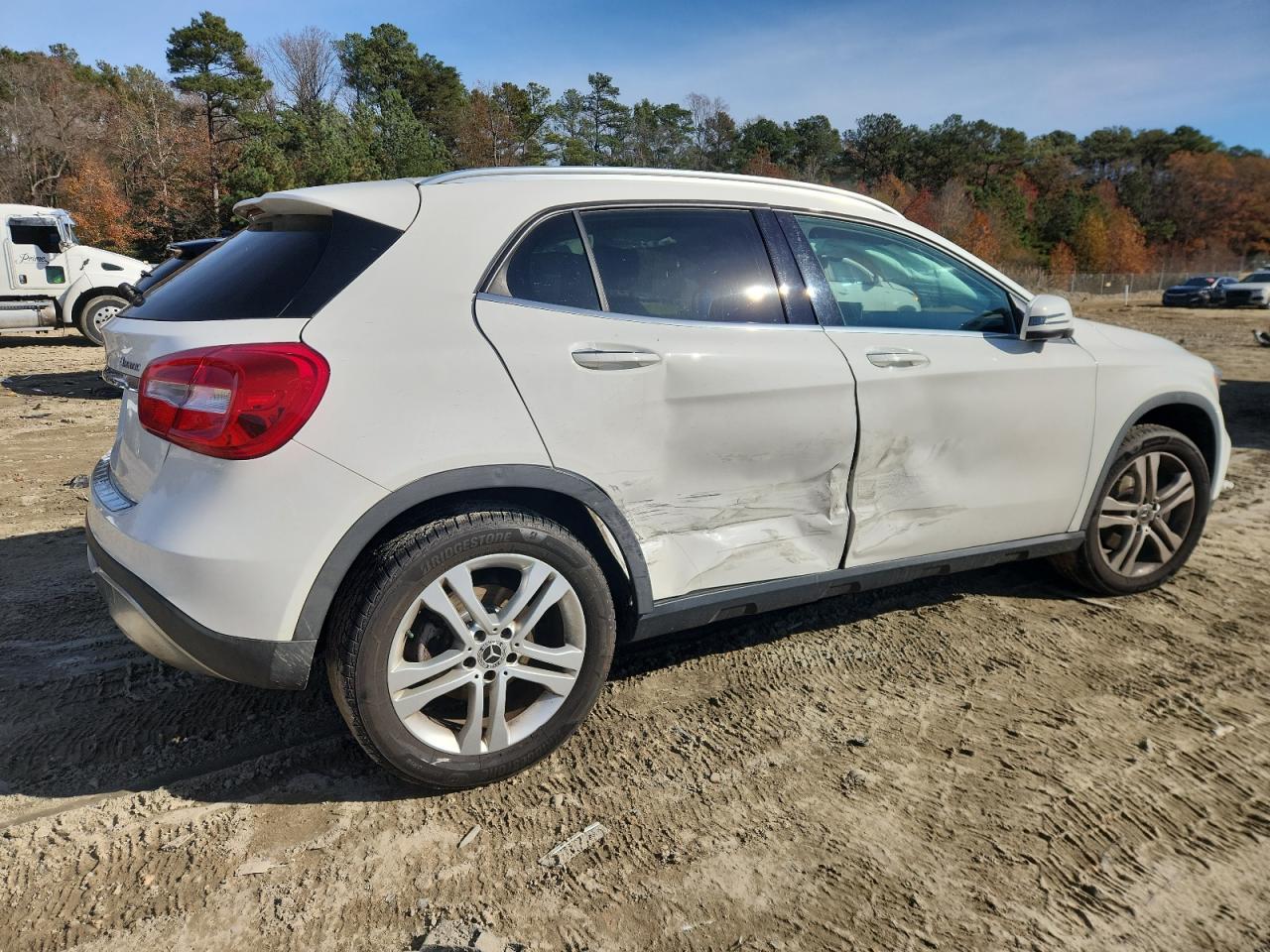 2019 Mercedes-Benz Gla 250 4Matic - Image 3