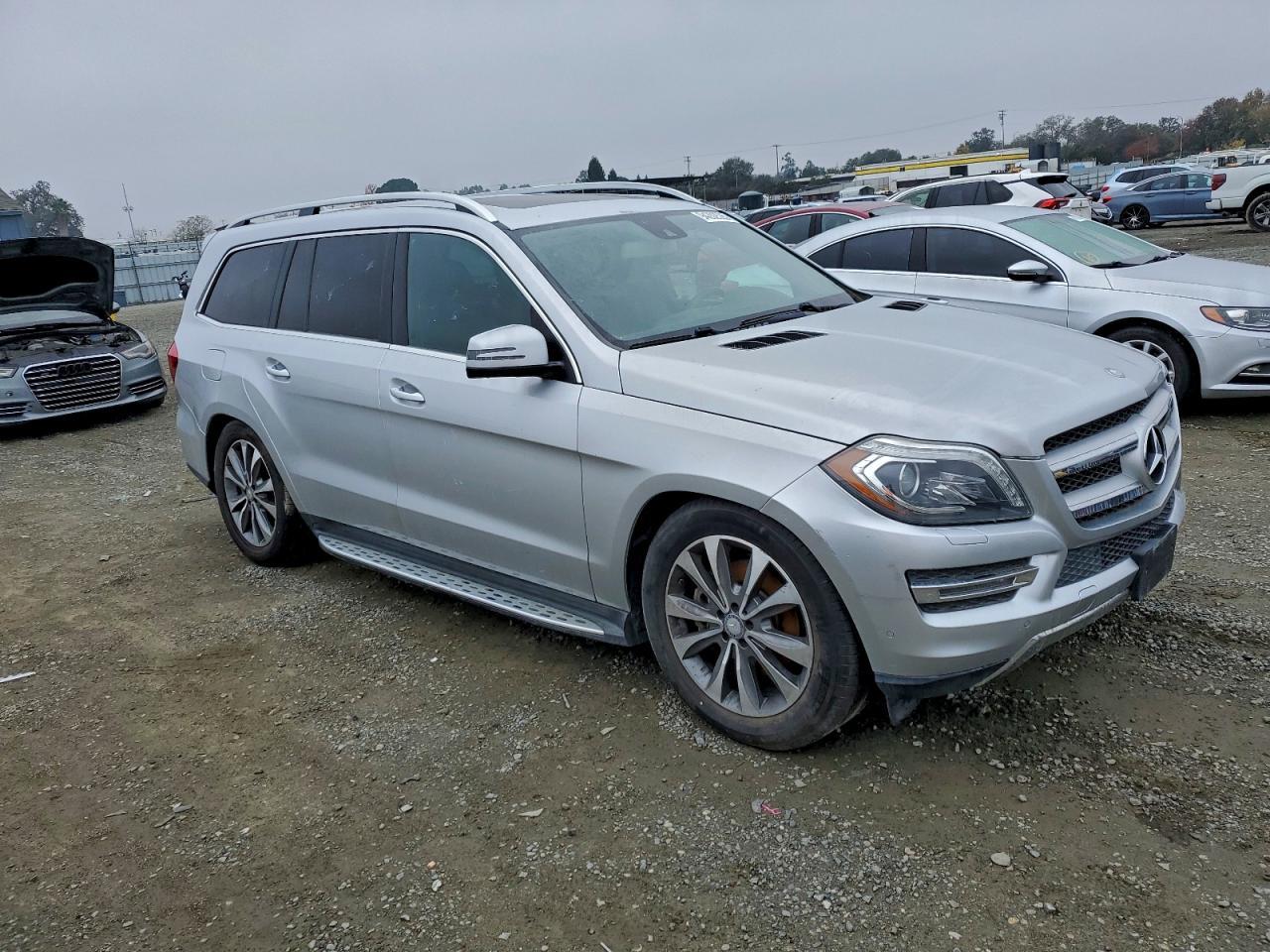 2016 Mercedes-Benz Gl 450 4Matic - Image 4
