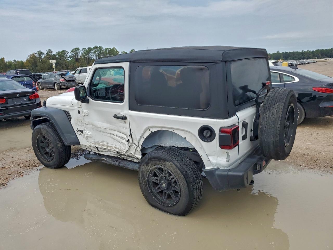 2022 Jeep Wrangler Sport - Фото 2