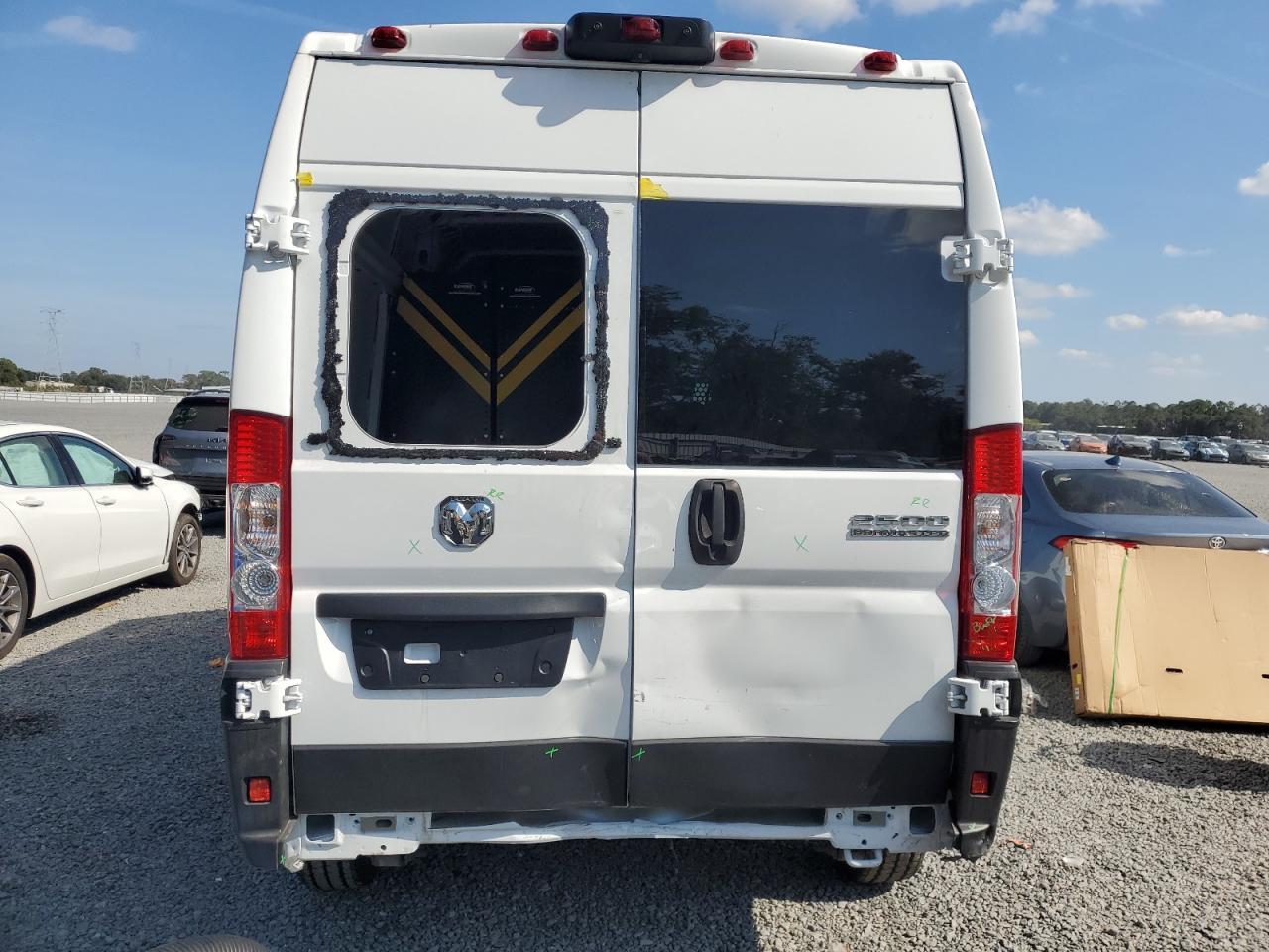 2023 Ram Promaster Delivery Van - Image 6