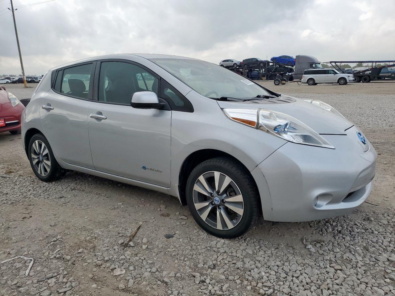 2013 Nissan Leaf S - Фото 4
