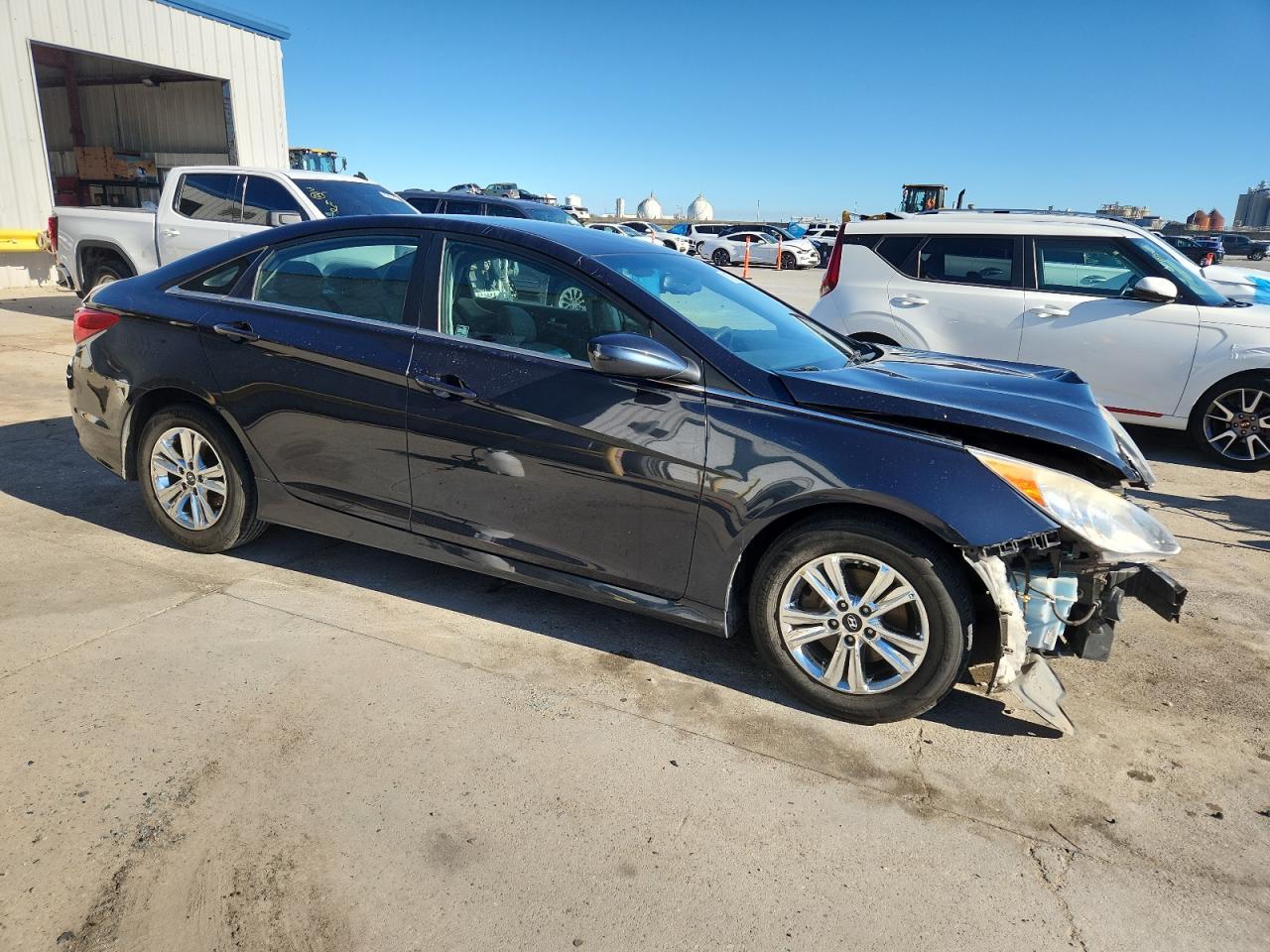 2014 Hyundai Sonata Gls - Image 4