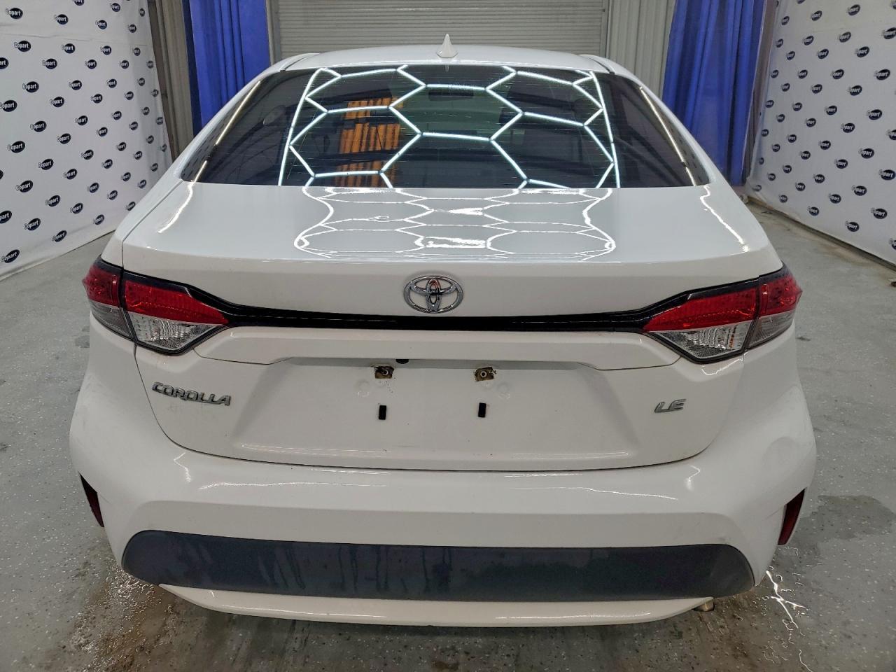 2021 Toyota Corolla Le - Фото 6