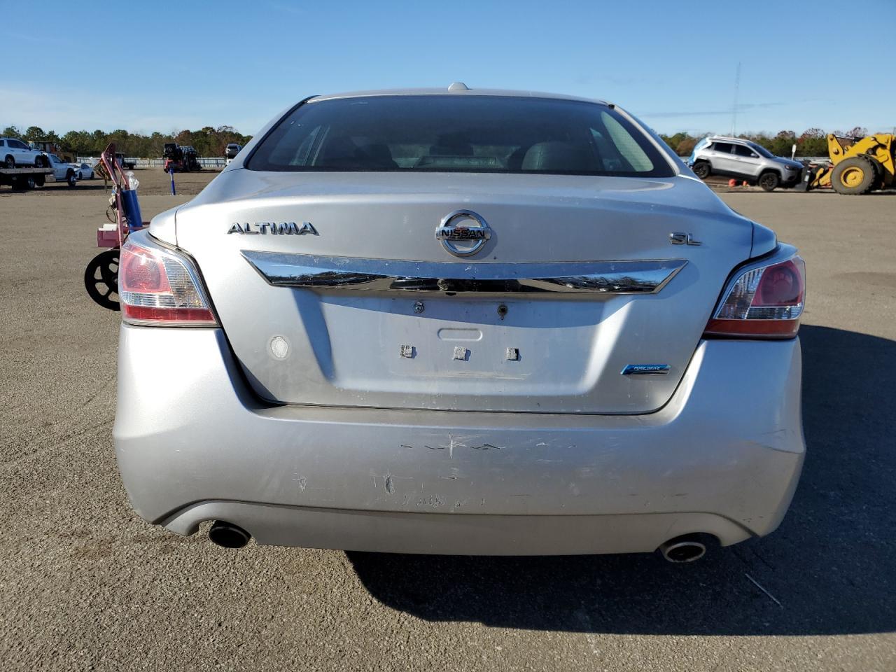 2013 Nissan Altima 2.5 - Фото 6