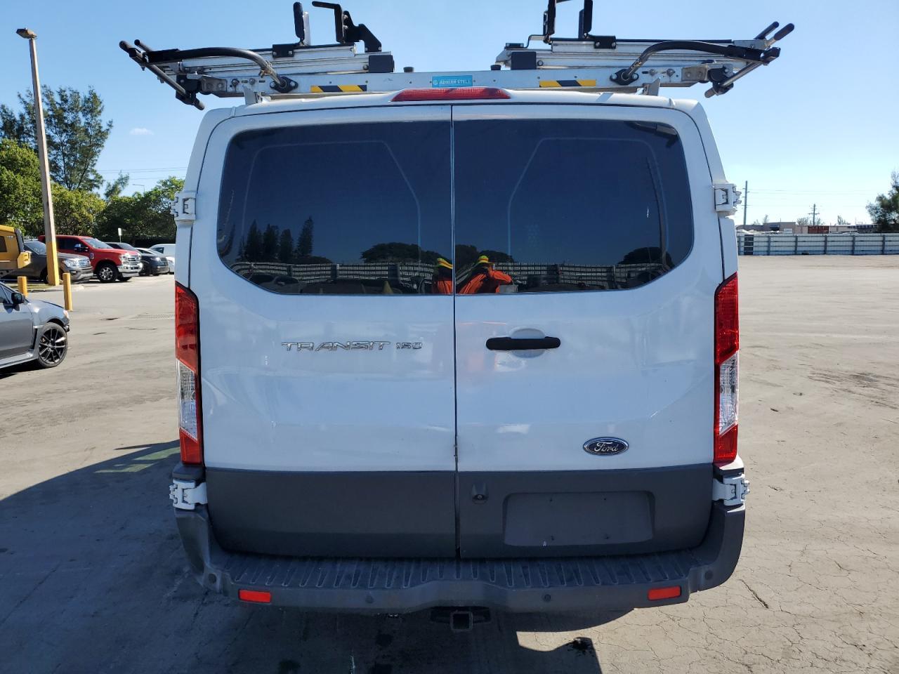 2018 Ford Transit T-150 - Image 6