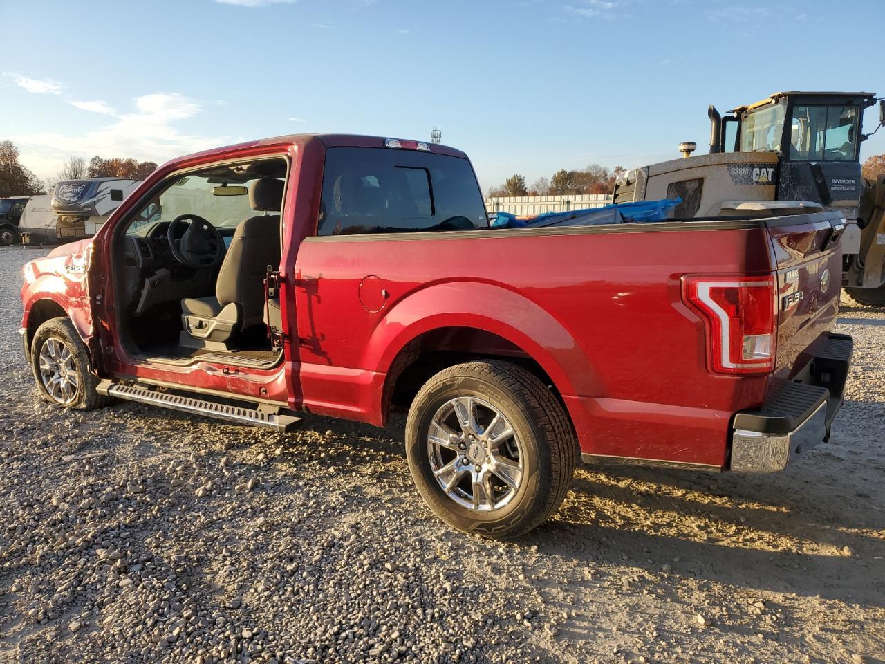 2017 Ford F150 Super Cab - Фото 2