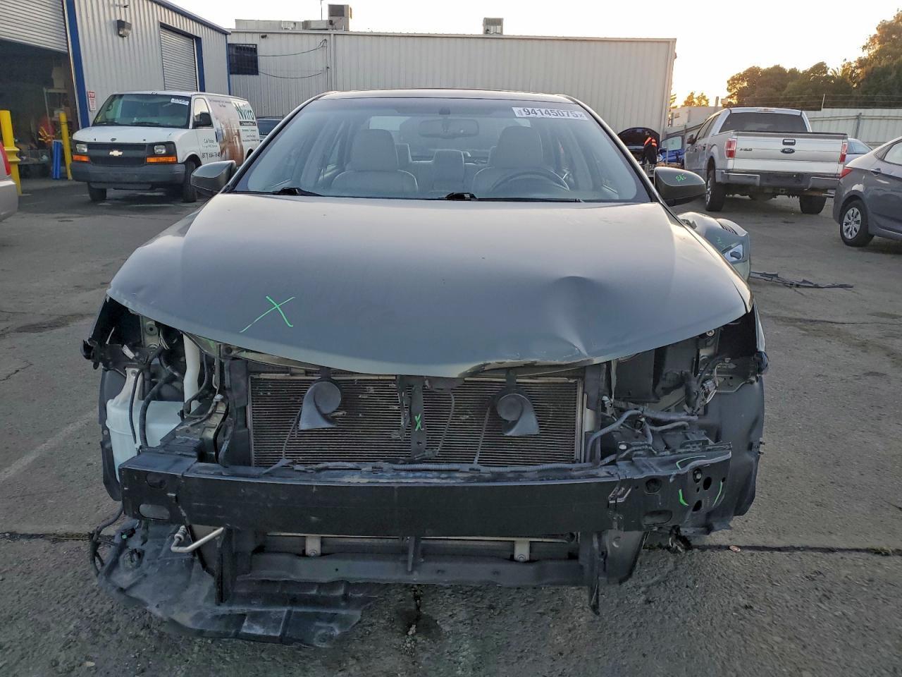 2014 Toyota Camry Se - Image 5