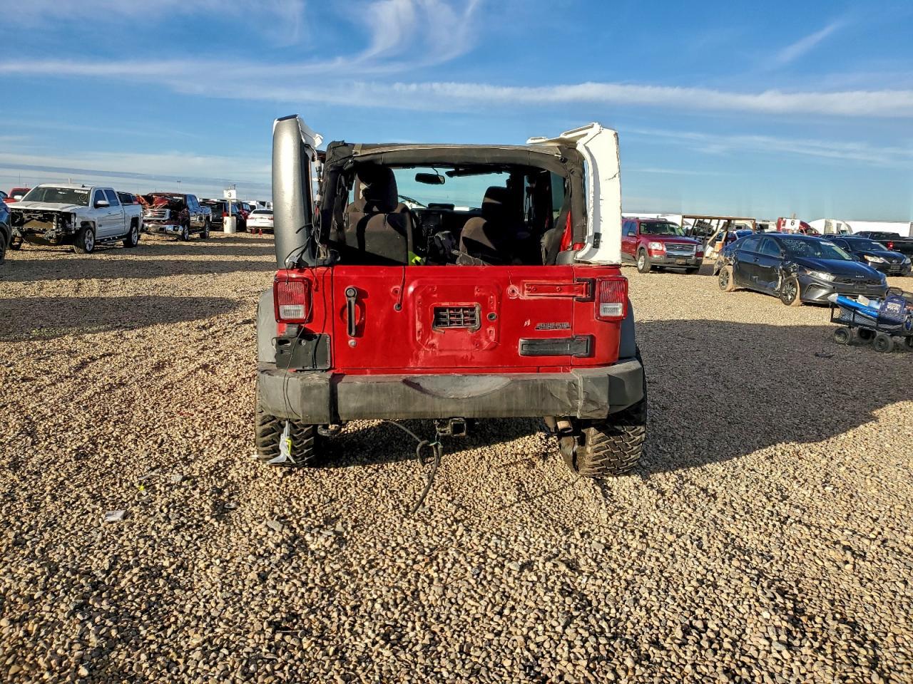 2014 Jeep Wrangler Unlimited Sport - Image 6