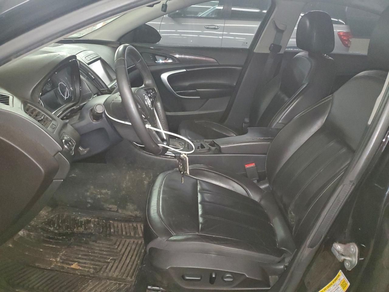 2017 Buick Regal Sport Touring - Image 7