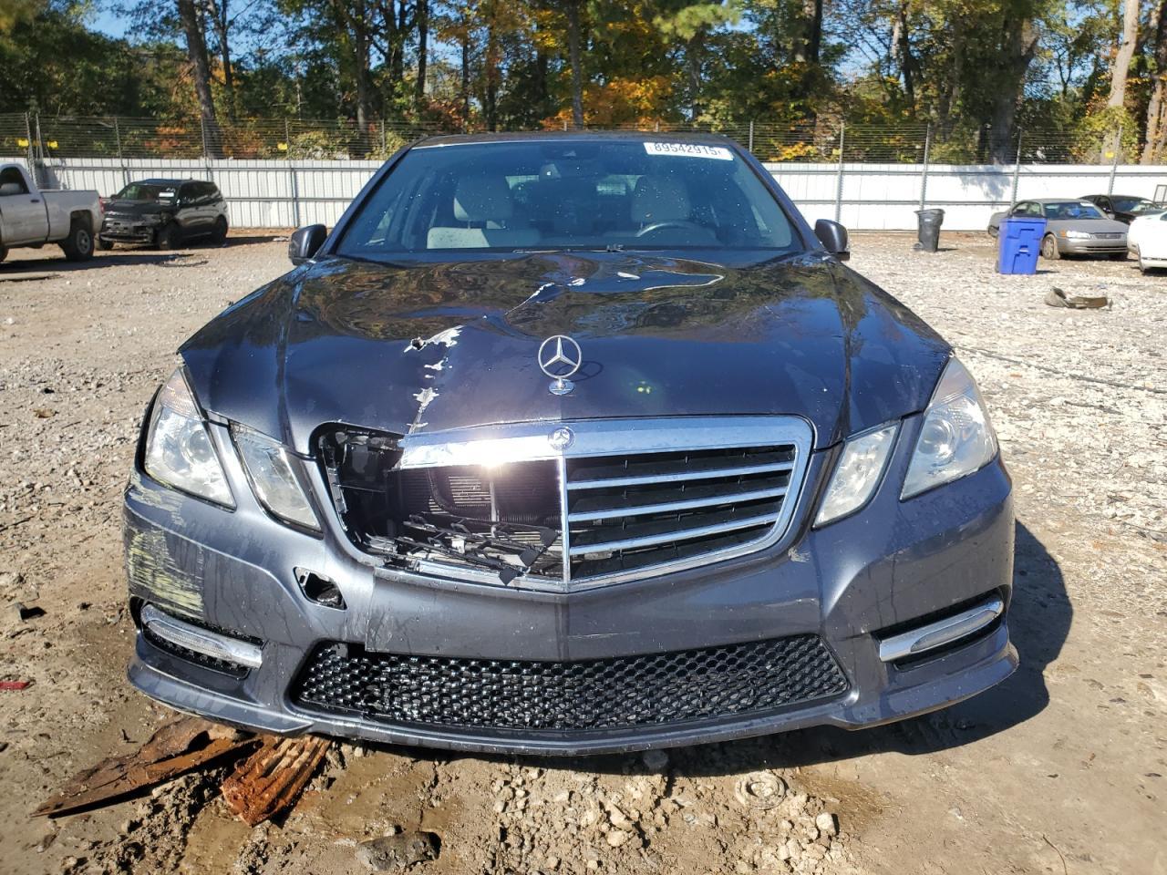 2013 Mercedes Benz E - Image 5