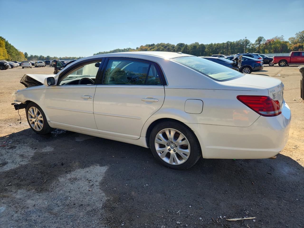 2009 Toyota Avalon Xl - Image 2