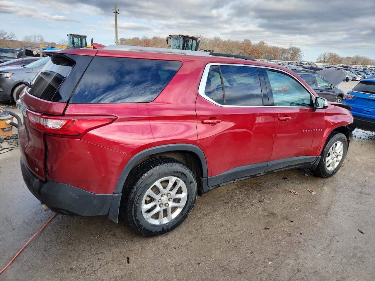 2018 Chevrolet Traverse Lt - Image 3
