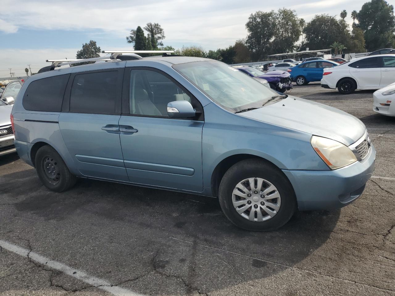 2012 Kia Sedona Lx - Фото 4