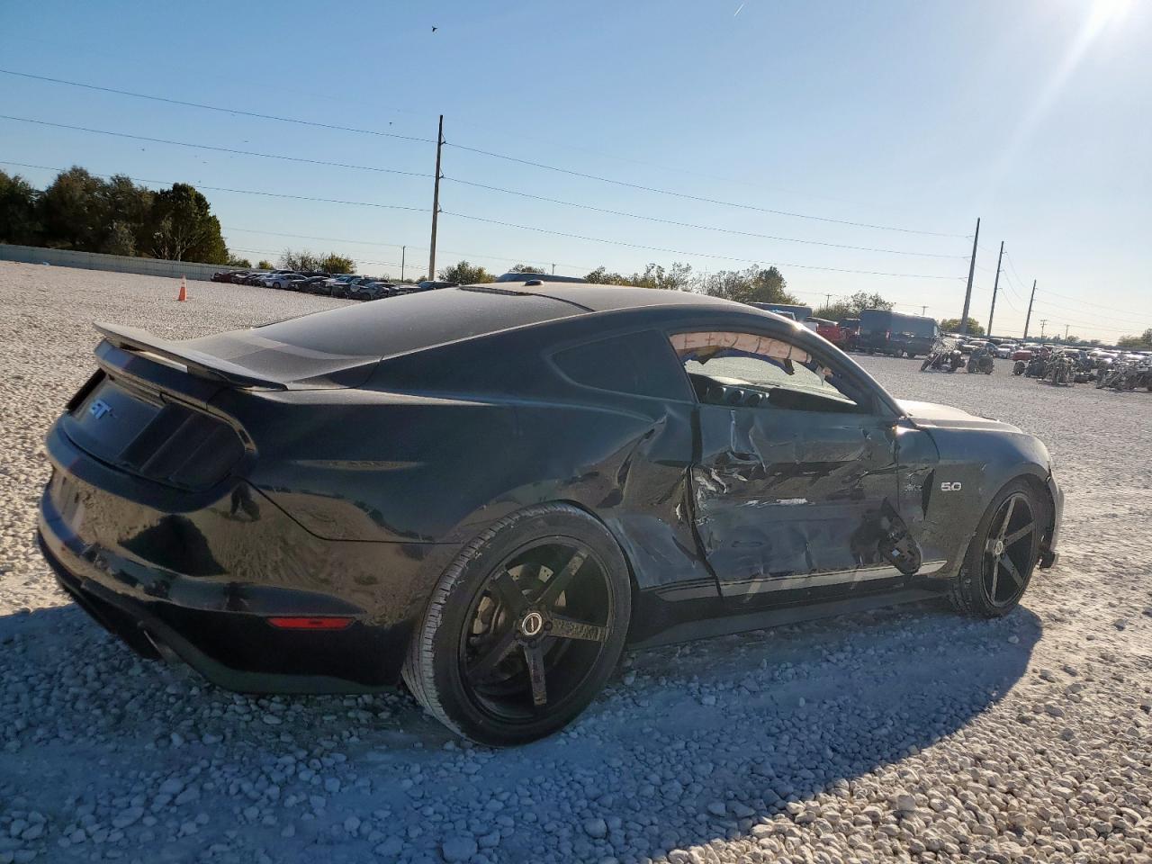 2016 Ford Mustang Gt - Фото 3