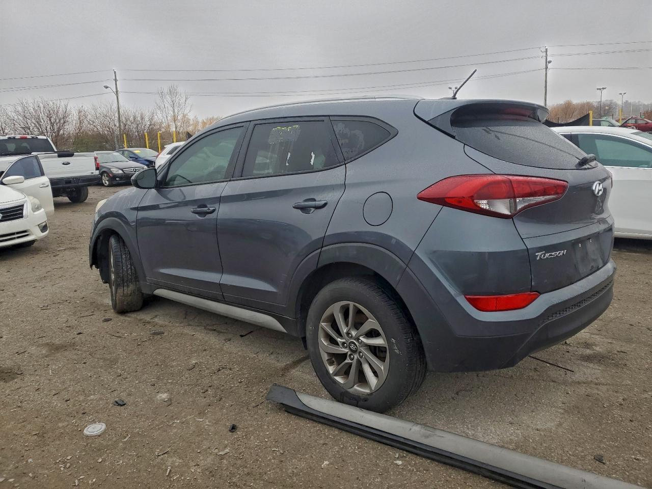 2017 Hyundai Tucson Limited - Image 2