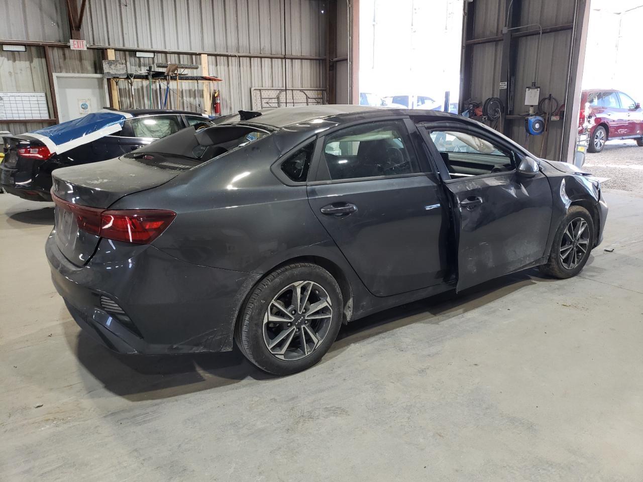 2024 Kia Forte Lx - Фото 3