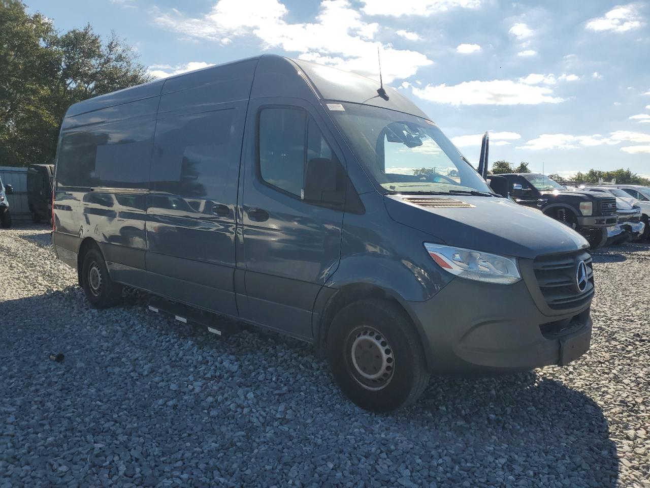 2019 Mercedes-Benz Sprinter 2500/3500 - Фото 4