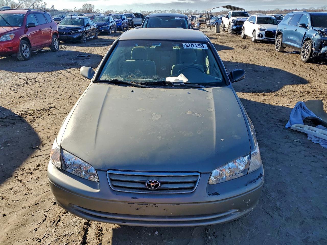 2001 Toyota Camry Ce - Image 5