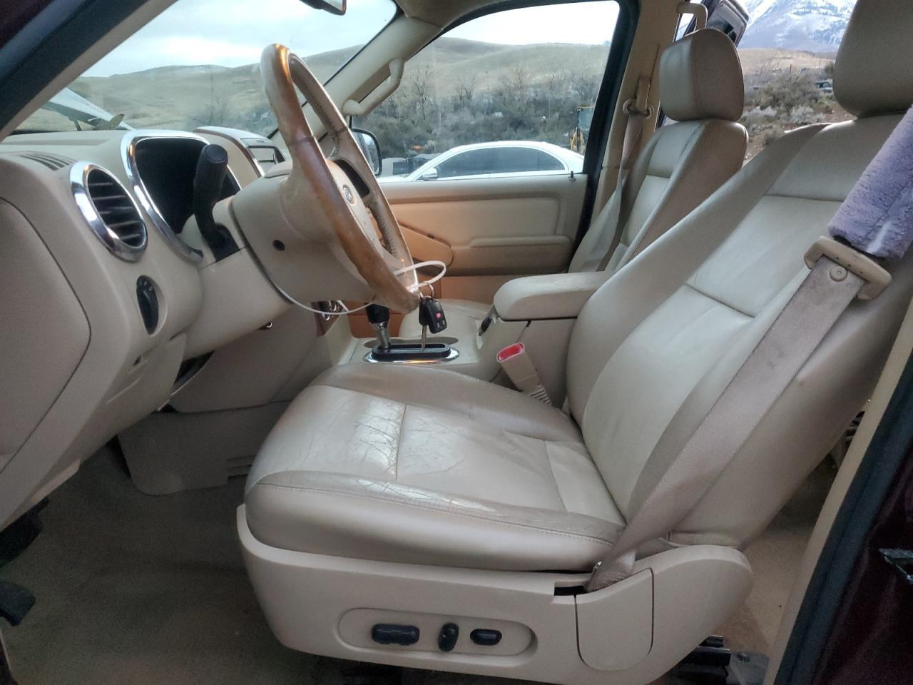 2006 Ford Explorer Eddie Bauer - Фото 7