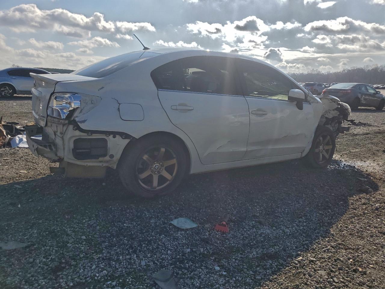 2016 Subaru Impreza Premium - Фото 3