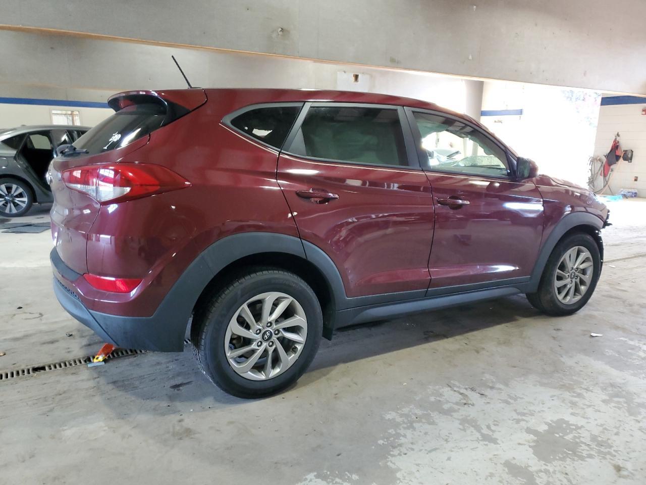 2017 Hyundai Tucson Se - Фото 3