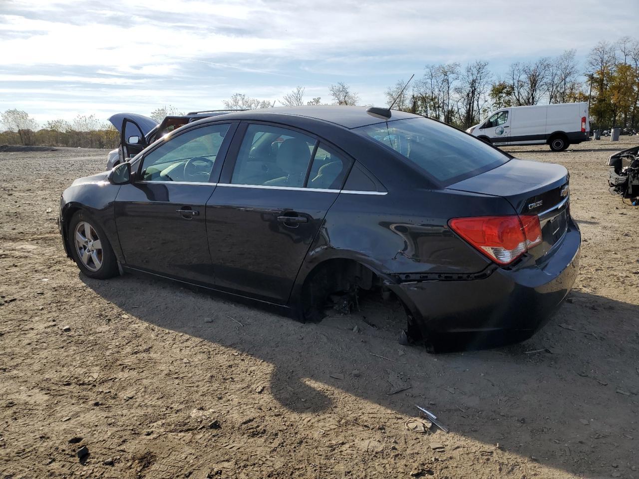2015 Chevrolet Cruze - Фото 2