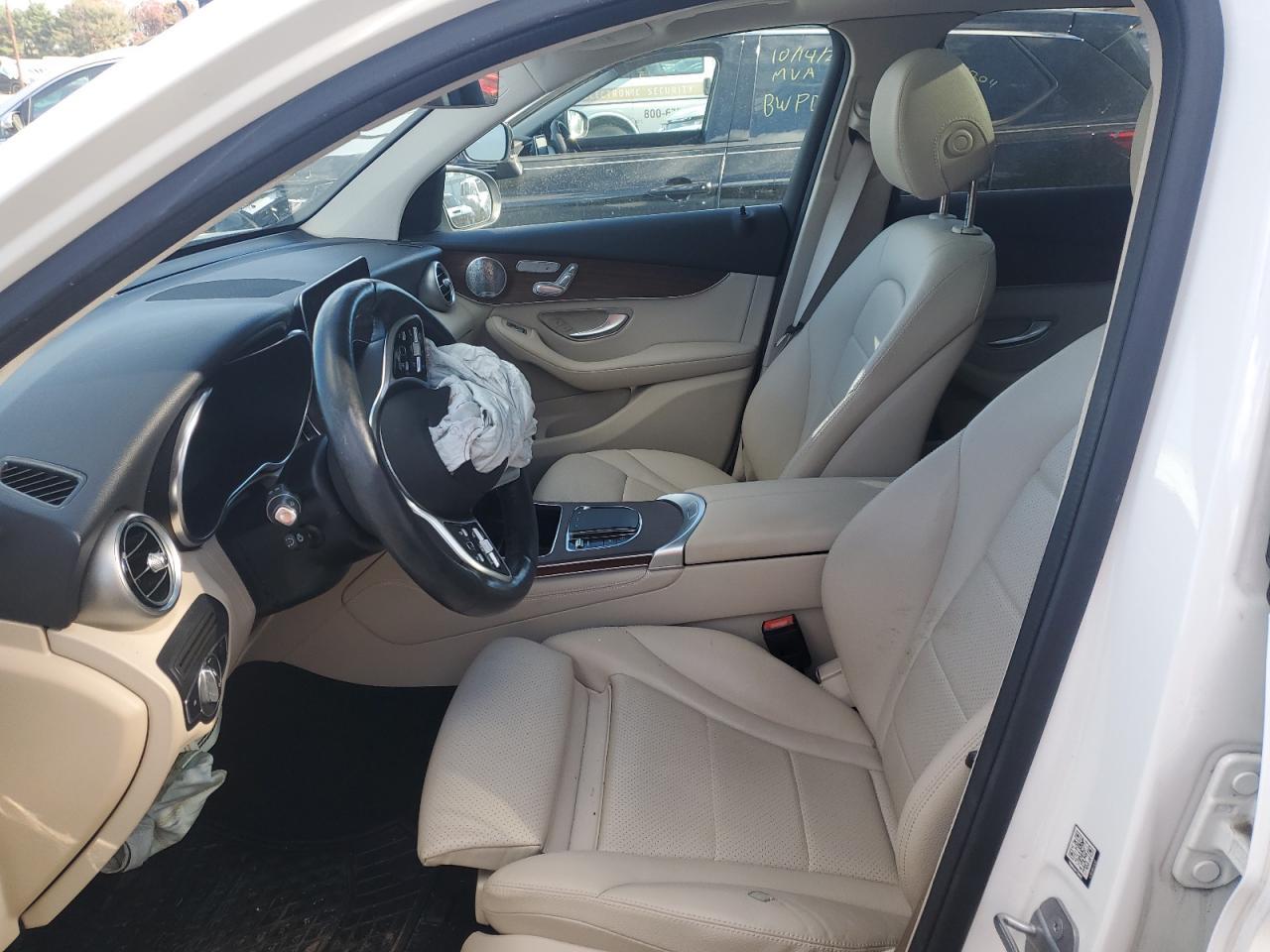 2020 Mercedes-Benz Glc 300 4Matic - Image 7