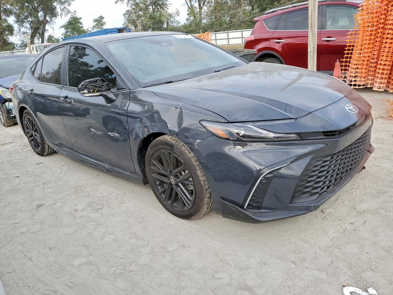 2025 Toyota Camry Xse - Image 4
