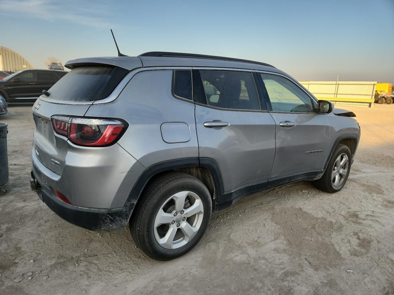 2018 Jeep Compass Latitude - Фото 3