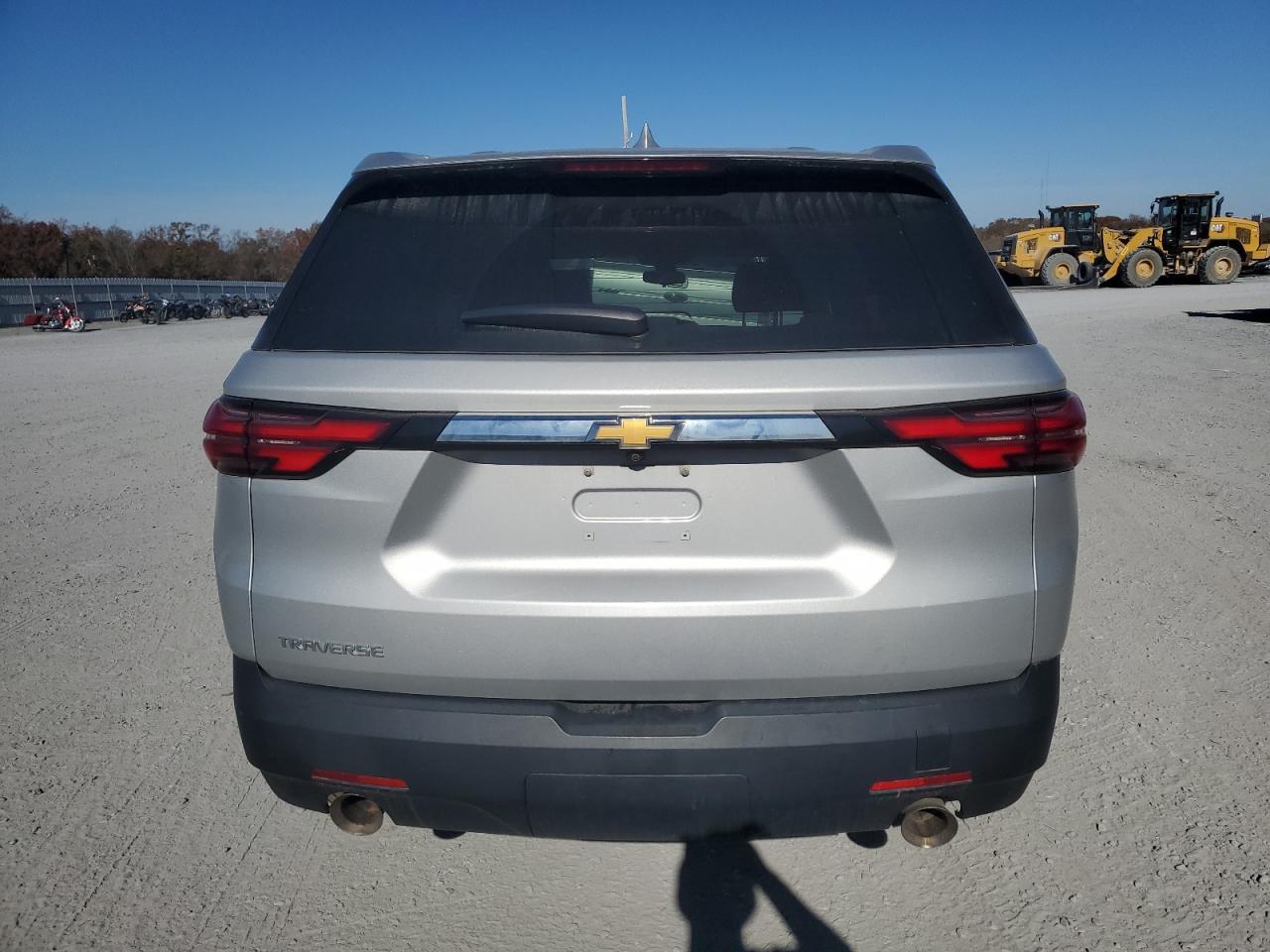 2022 Chevrolet Traverse Ls - Image 6