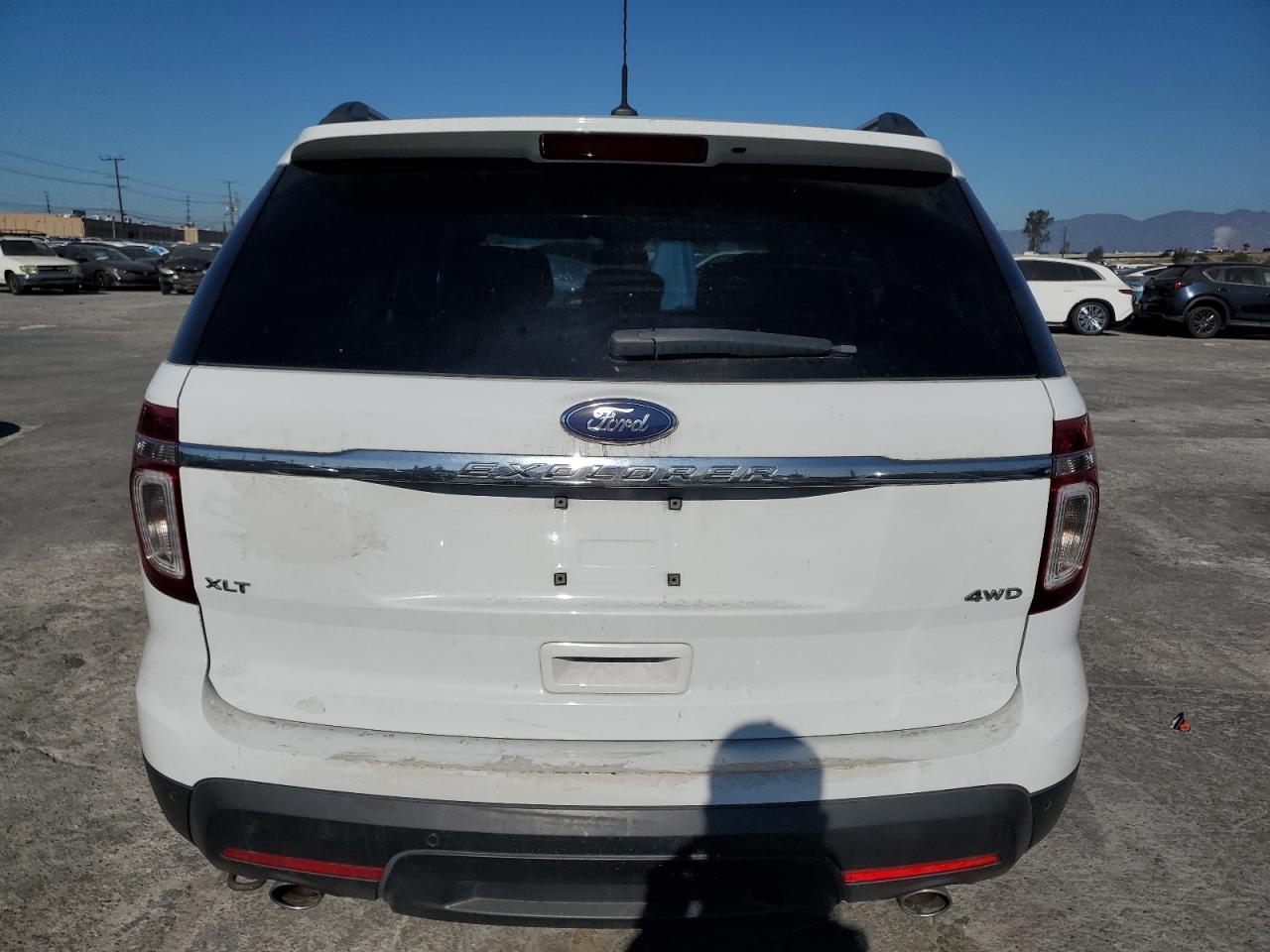 2015 Ford Explorer Xlt - Фото 6